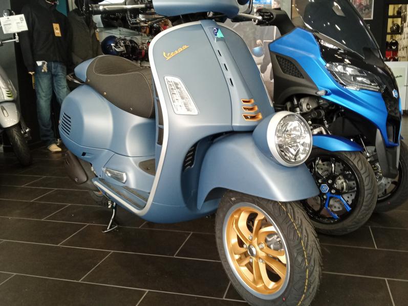 VESPA GTV 310 OFFICINA 8