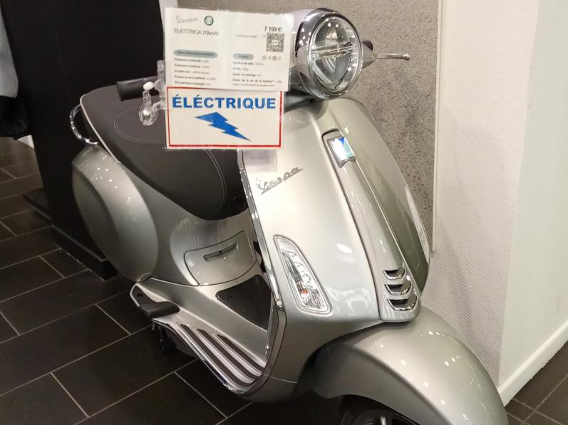 VESPA PRIMAVERA ELETTRICA 70
