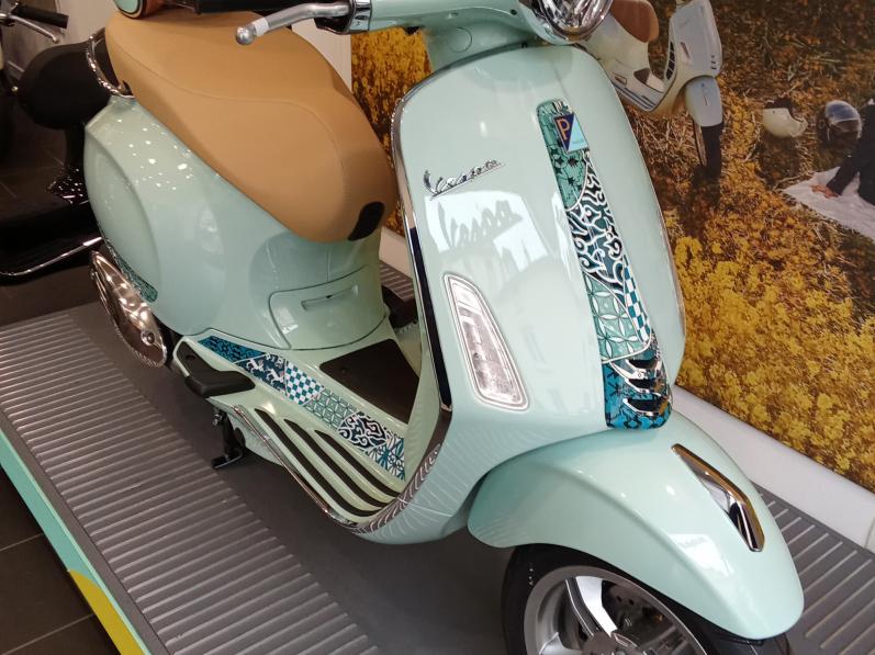 PIAGGIO PRIMAVERA 125 série limitée BATIK