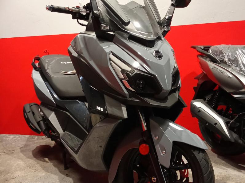 NEUF SYM CRUISYM 125